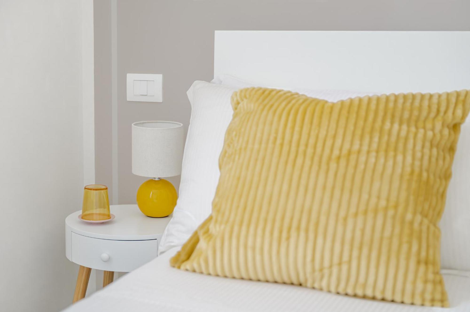 Via Ponte Alle Mosse, 19 - Florence Charming Apartments - A Chic, Newly Renovated Apartment Near Tram Leopolda, A Few Min From Downtown Экстерьер фото