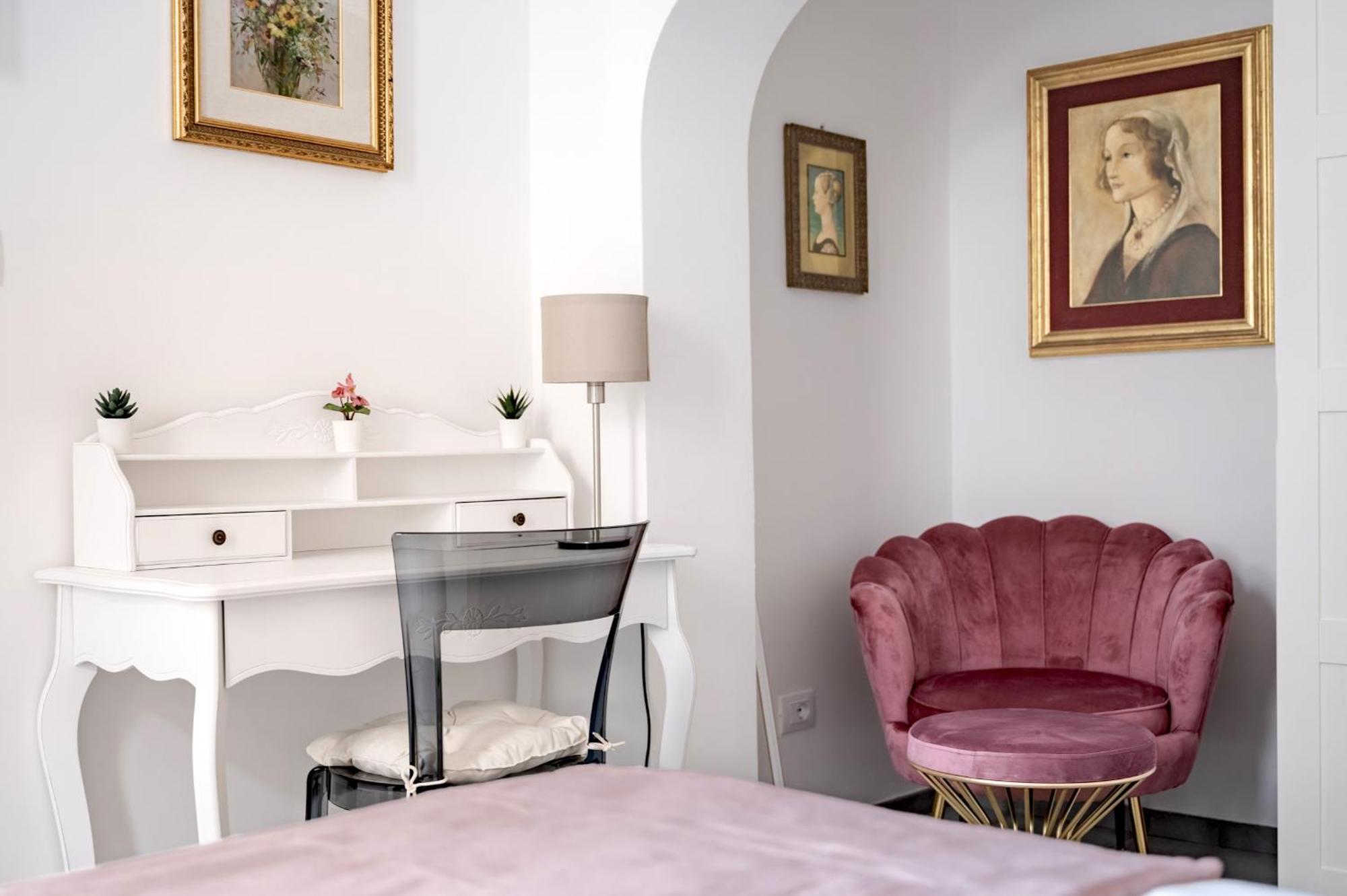 Via Ponte Alle Mosse, 19 - Florence Charming Apartments - A Chic, Newly Renovated Apartment Near Tram Leopolda, A Few Min From Downtown Экстерьер фото